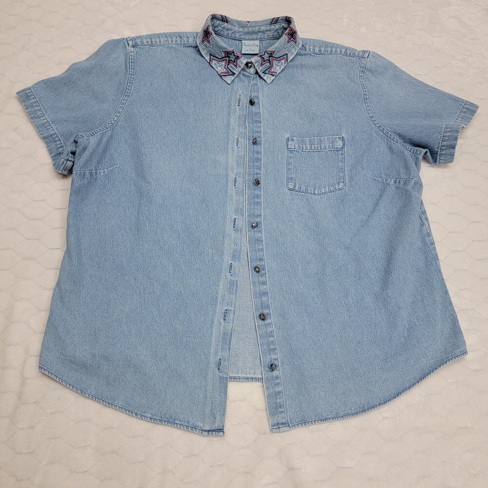 Cascade Blues Woman 2X Denim Shirt Short Sleeve Embroidered Stars Vtg Chambray